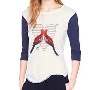J Crew Linen Baseball Tee in Lovebirds. Med. never worn. vanilla and blue